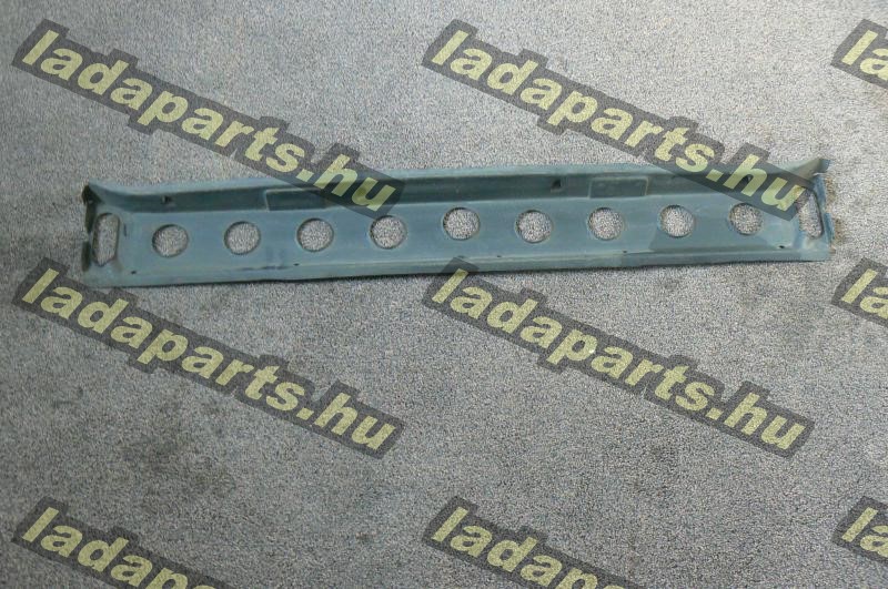 2103 Hátfal merevítő