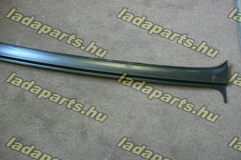 hátsó szélvédő alsó perem