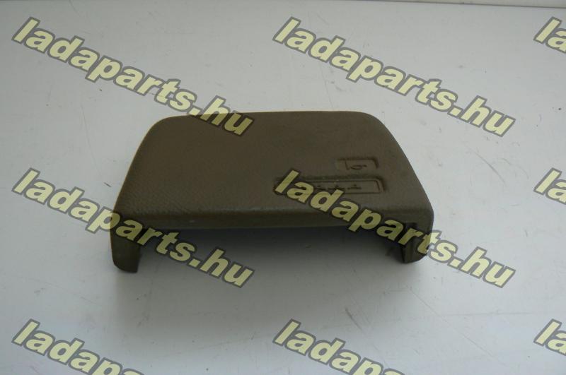 kormánykerék kürtnyomó /barna/