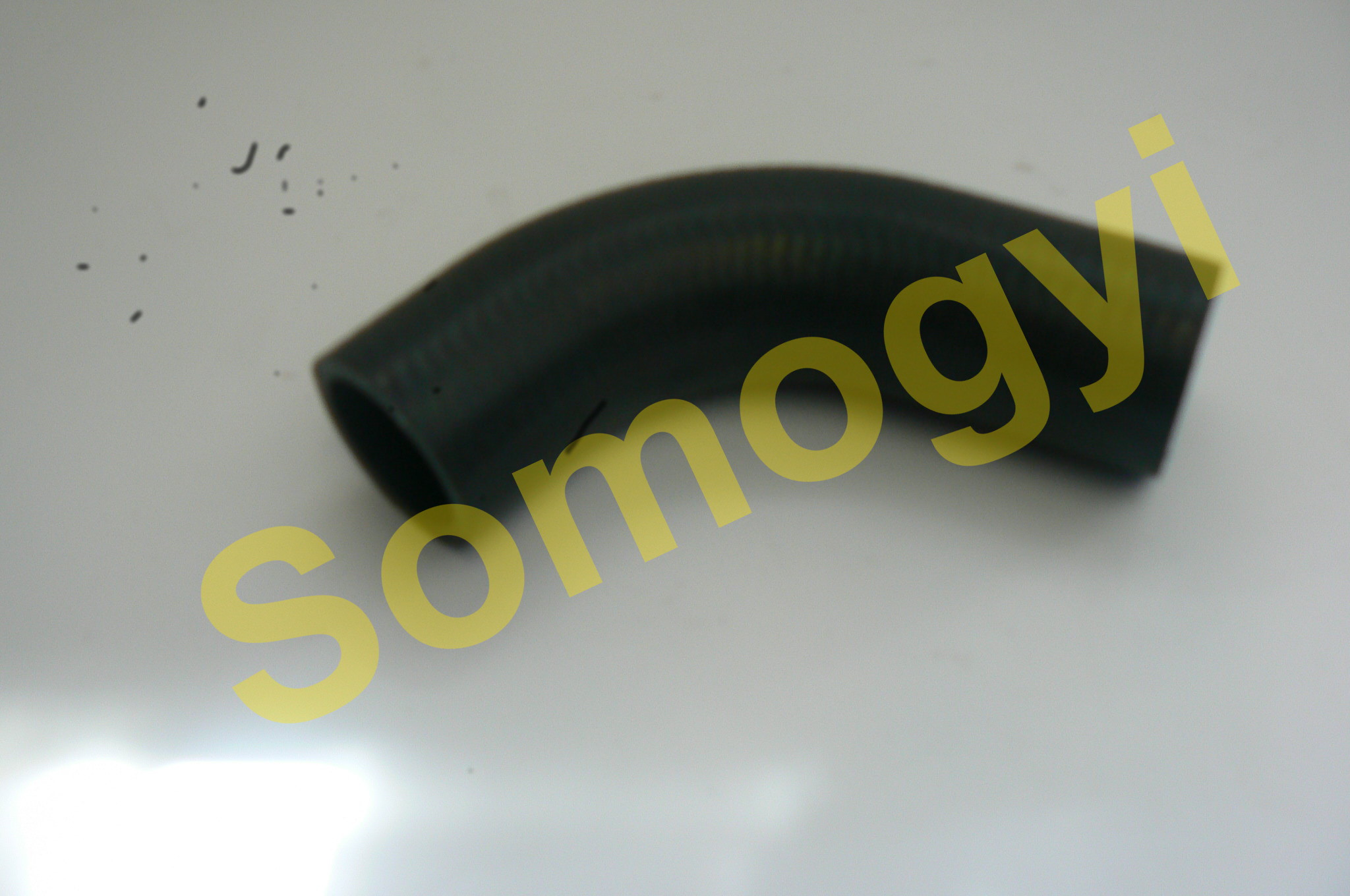 21213 1.7 Niva vízcső könyök termosztáttól a vízcsőcsonkig