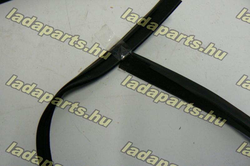 Niva  Ajtóüveg vízlehúzó gumi bal