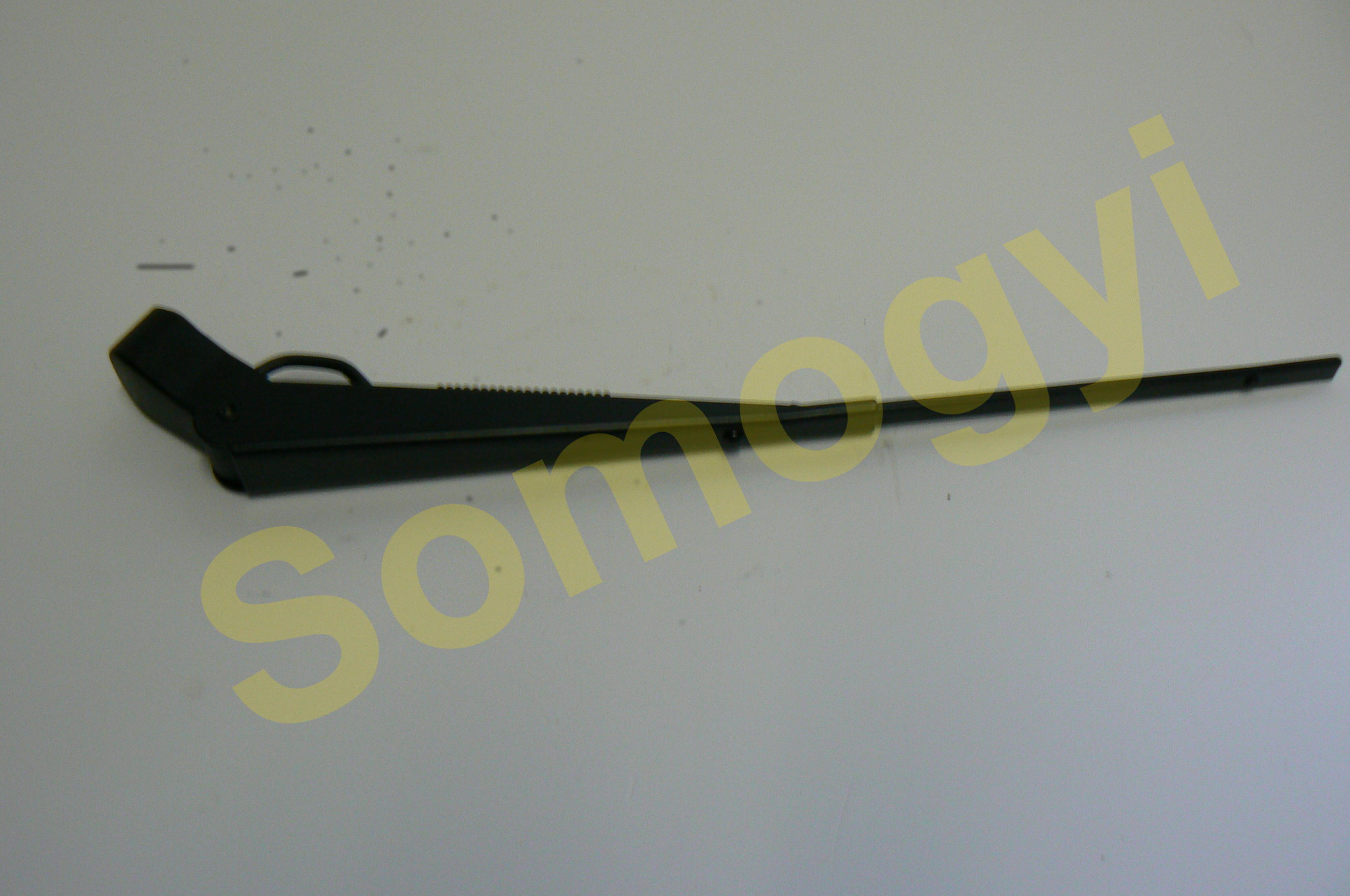 Lada   Ablaktörlő kar hátsó