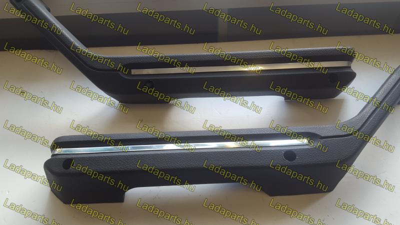 Lada   Ajtó behúzó díszcsíkkal (pár)